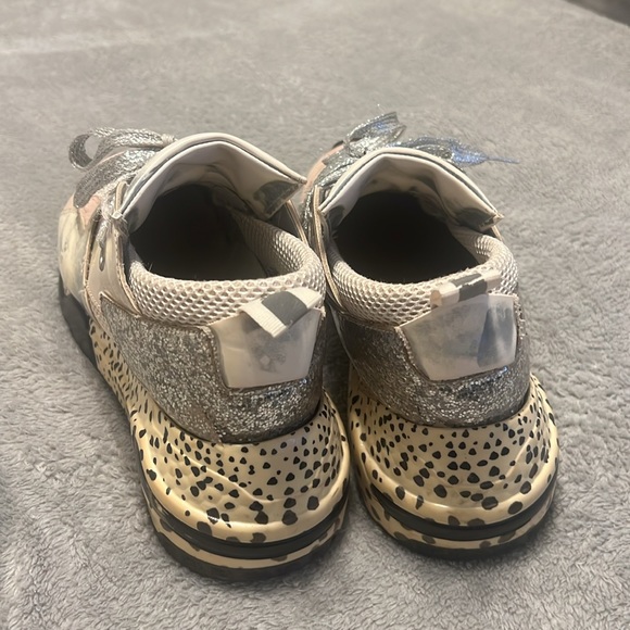 Steve Madden - J Cliff sneakers, well-worn, size 5, pink sparkle - Picture 3 of 6